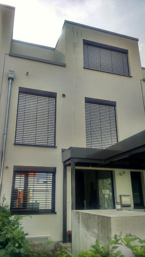 Beautiful Room With Balcony Direction To Messe Hannover Eksteriør billede